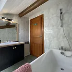 Xuhinxaharea بيت للعطل