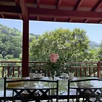 Xuhinxaharea *