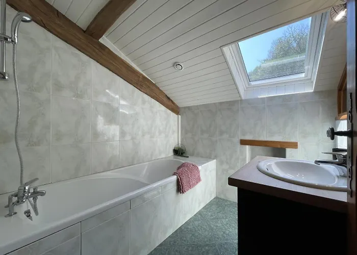 Nyaraló Xuhinxaharea Banca