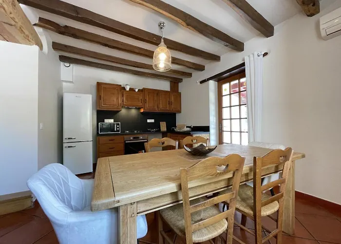 Xuhinxaharea * Banca