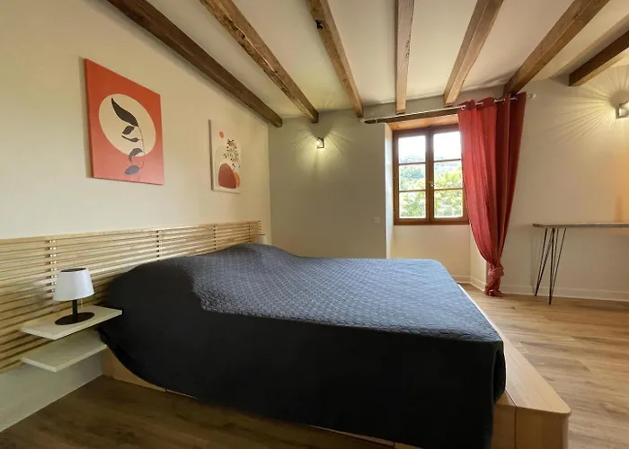 Xuhinxaharea Nyaraló Banca