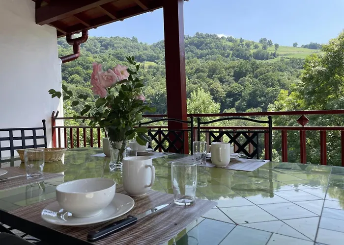 Nyaraló Xuhinxaharea