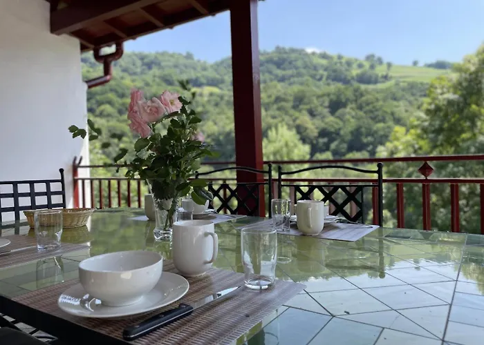 Nyaraló Xuhinxaharea Banca